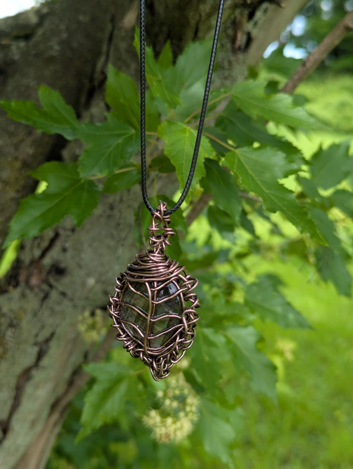 Shining Handcrafted Labradorite Leaf Wirewrapped Necklace