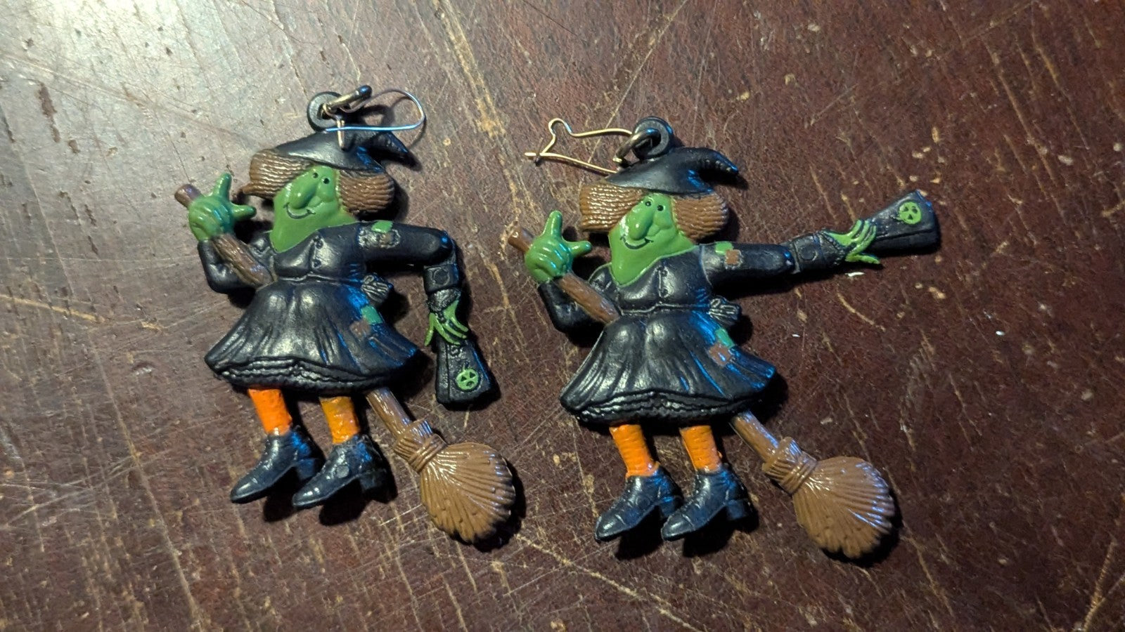Creep Creations Witch Earrings Halloween Flying Broom Vintage KMart 88