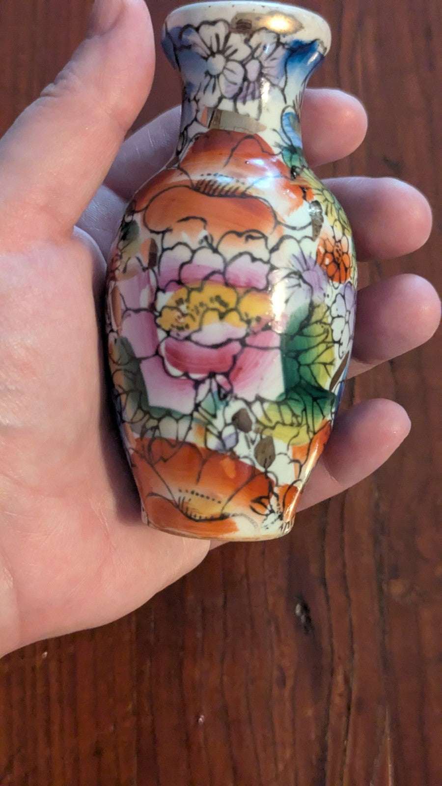 Small Floral Chinese Vase | Crystal Arborist