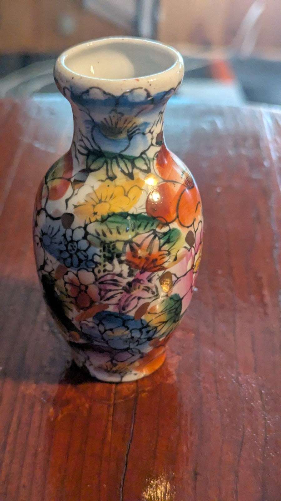 Small Floral Chinese Vase | Crystal Arborist