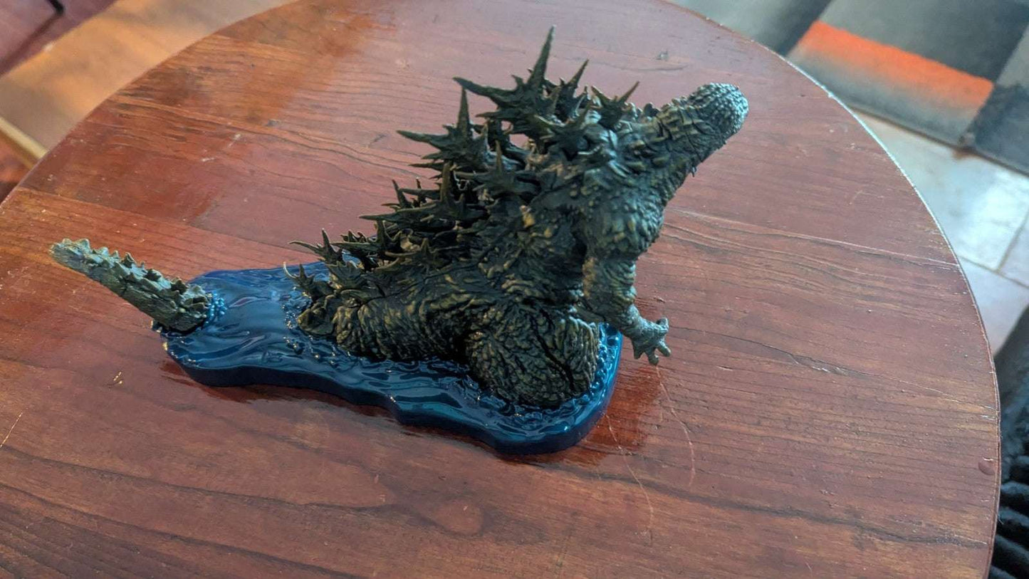 Godzilla Minus One Art Vignette Figure (2023) Offshore Image Ver. Banpresto | Crystal Arborist
