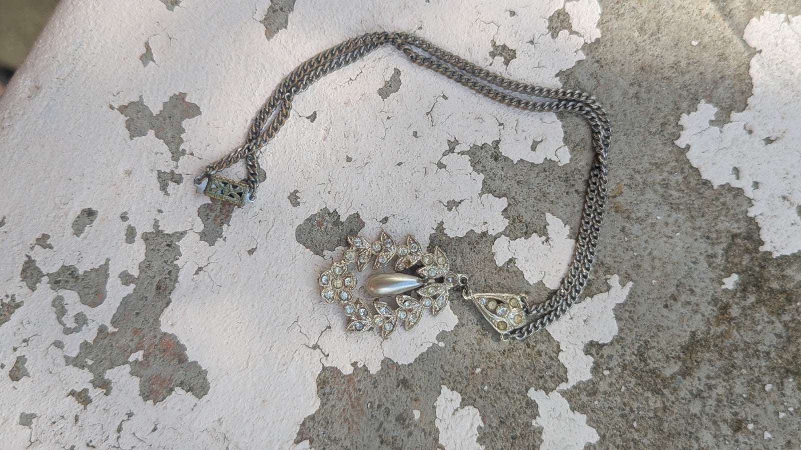 Rhinestone And Pearl Vintage Necklace | Crystal Arborist