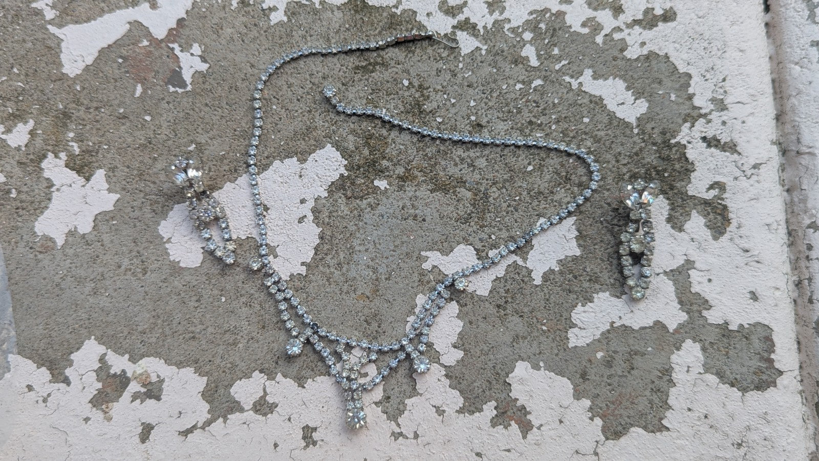 Vintage Rhinestone Choker Necklace With Matching Clip-on Earings