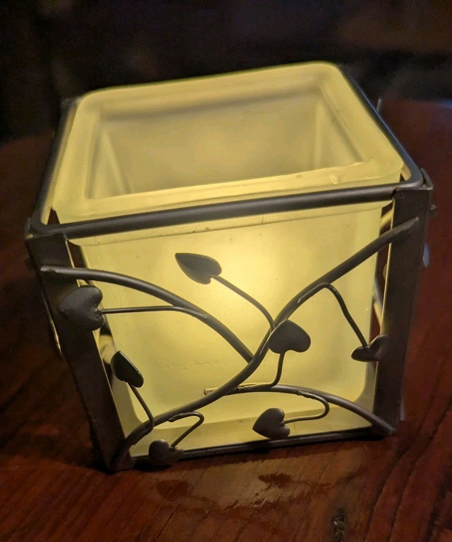 Vintage Candle Holder With Leaf Design, Home Decor
