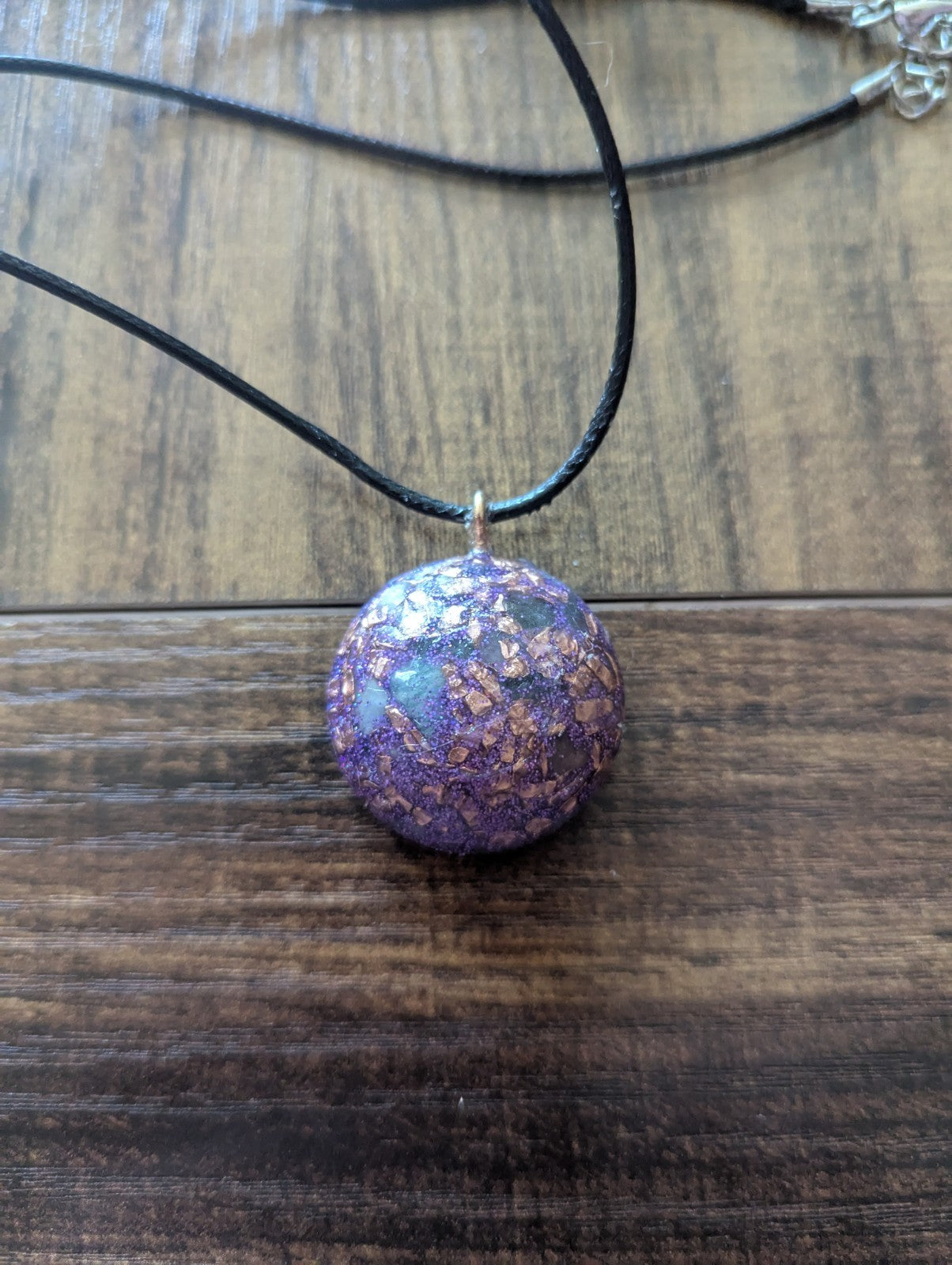 Orgonite Pendant: Purple Necklace for Prosperity and Inner Peace