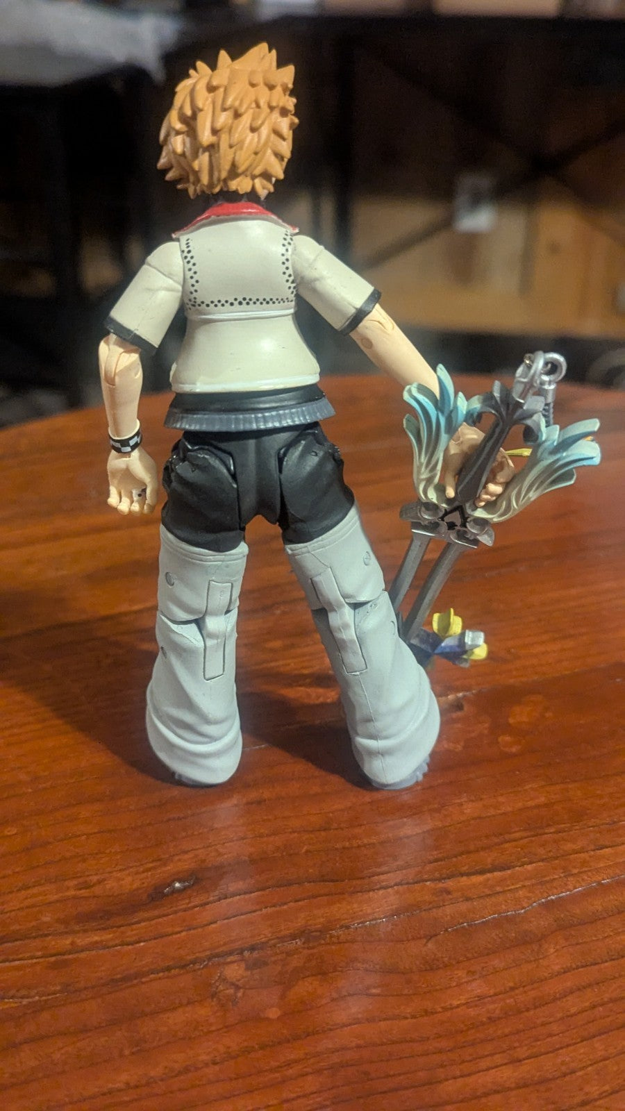 Roxas, Diamond Select Figure, With Oathkeeper Keyblade, Kingdom Hearts