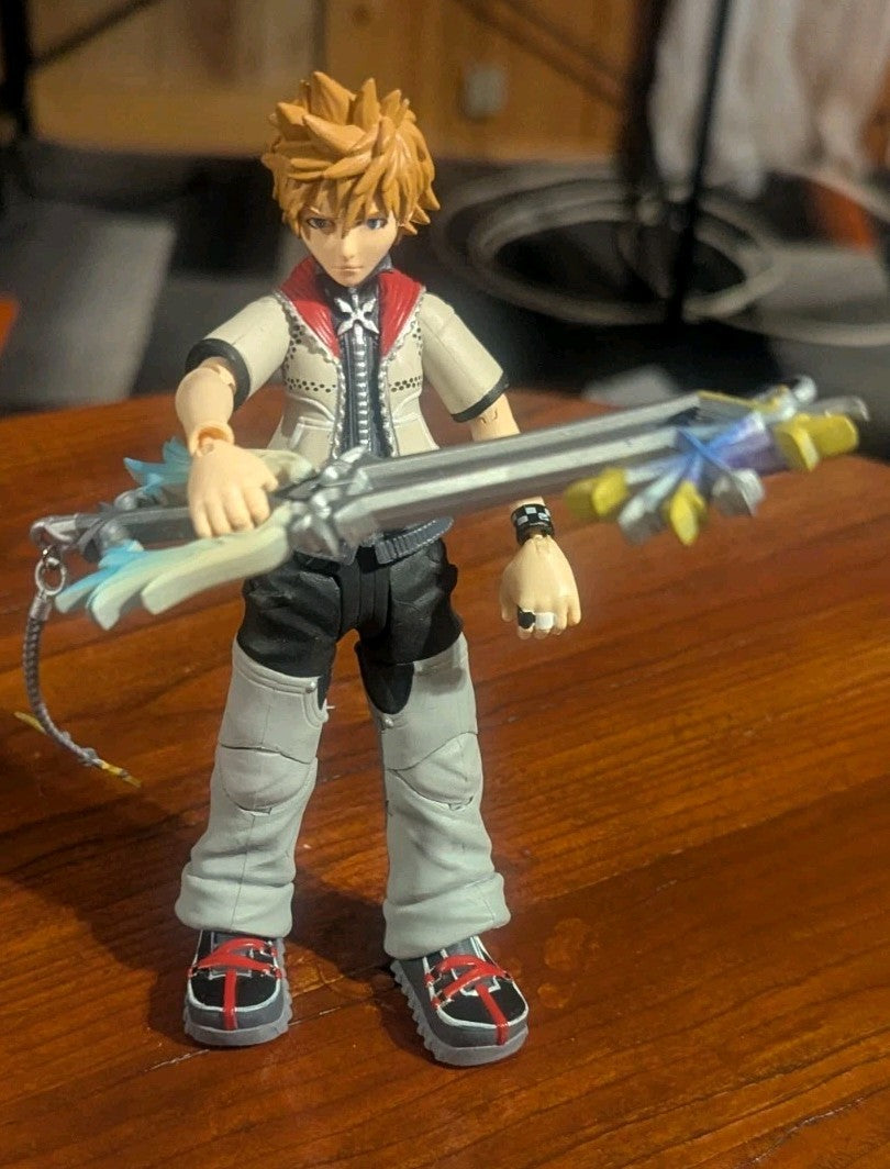 Roxas, Diamond Select Figure, With Oathkeeper Keyblade, Kingdom Hearts