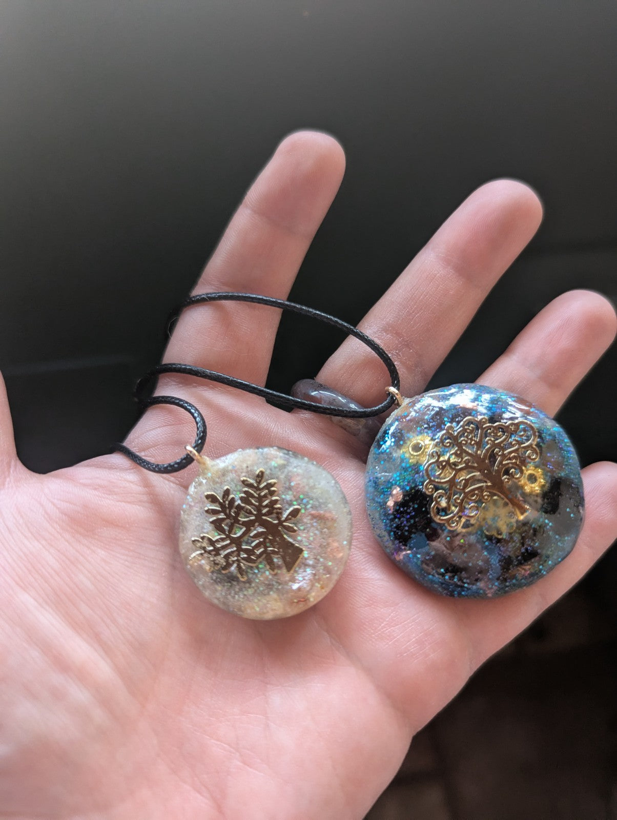 Lightweight Orgonite Pendants, Glue and Baking Soda: For Protection and Unity