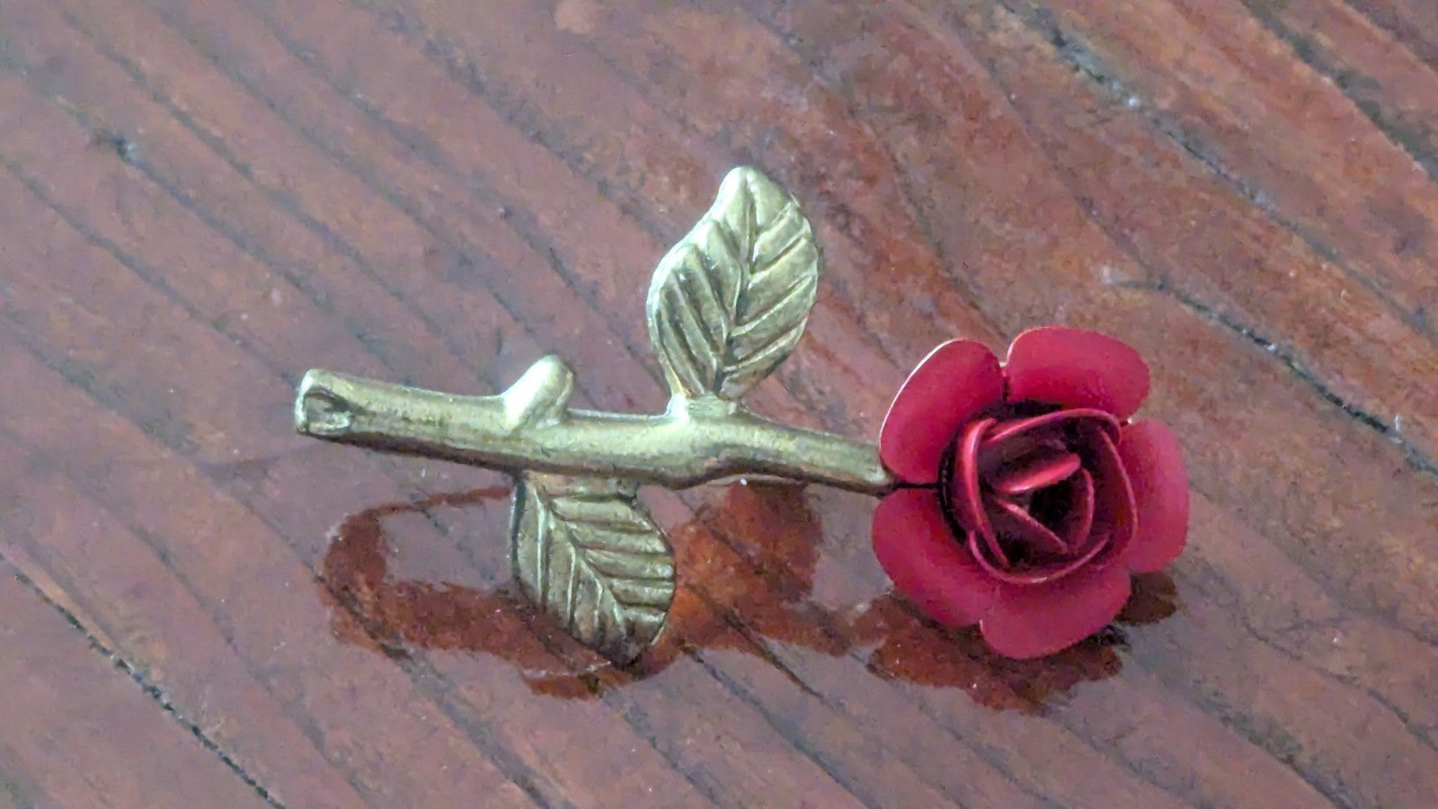 Vintage Red Rose Enamel  and Gold Tone Pin, Wearable Brooch, Excellent Condition