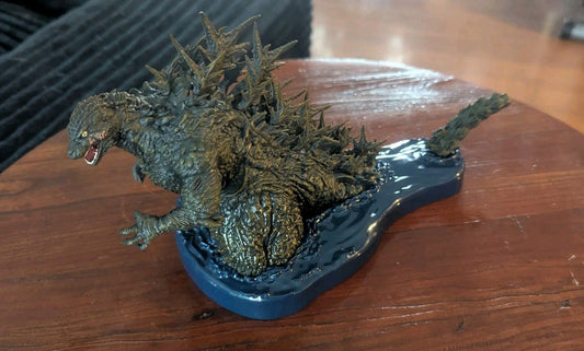 Godzilla Minus One Art Vignette Figure (2023) Offshore Image Ver. Banpresto | Crystal Arborist