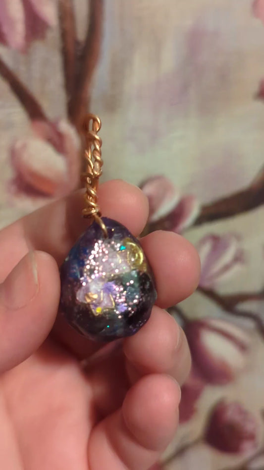 Lapis and Goldstone Orgonite, Bow