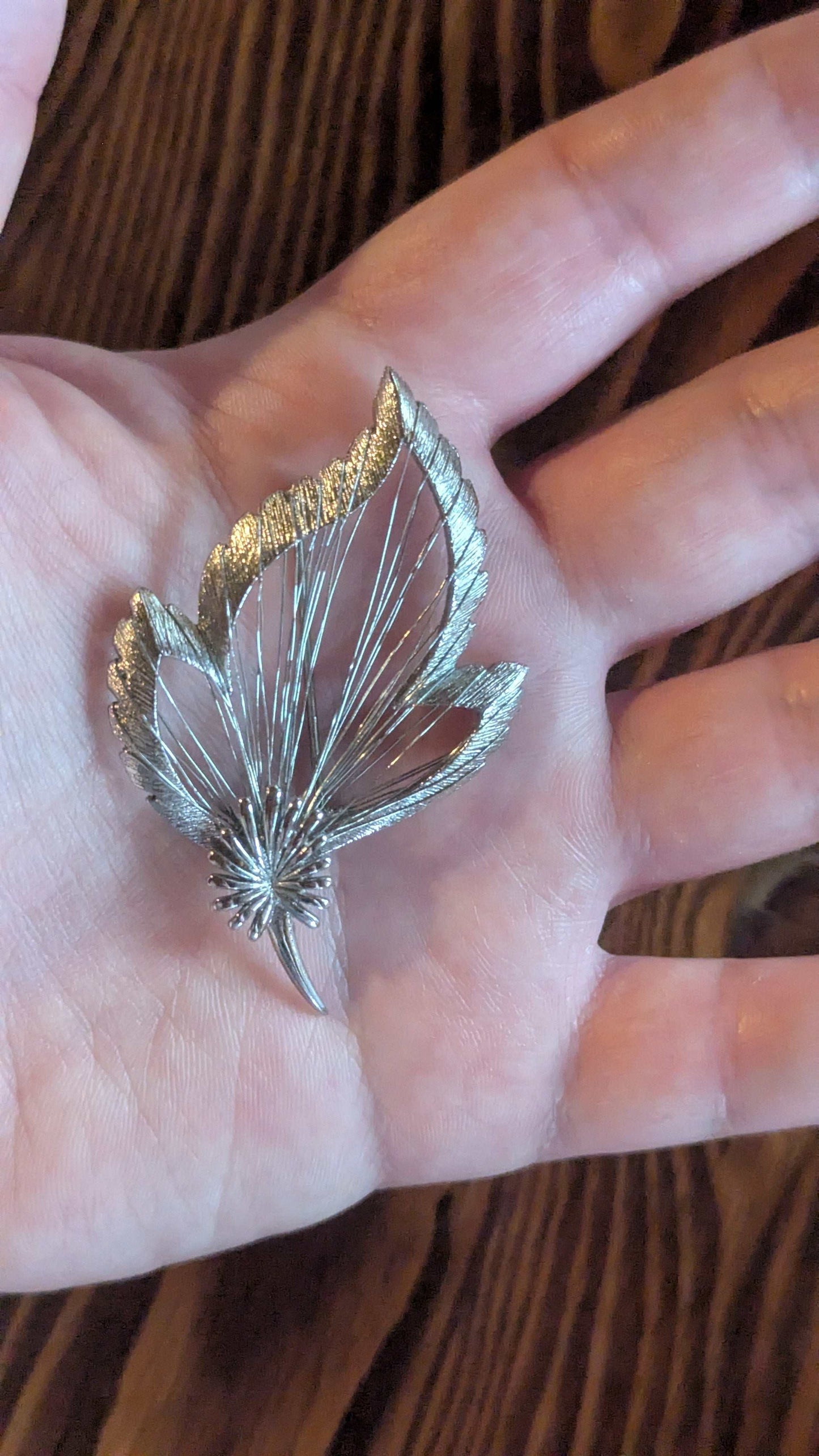 Vintage Leaf Pin | Crystal Arborist