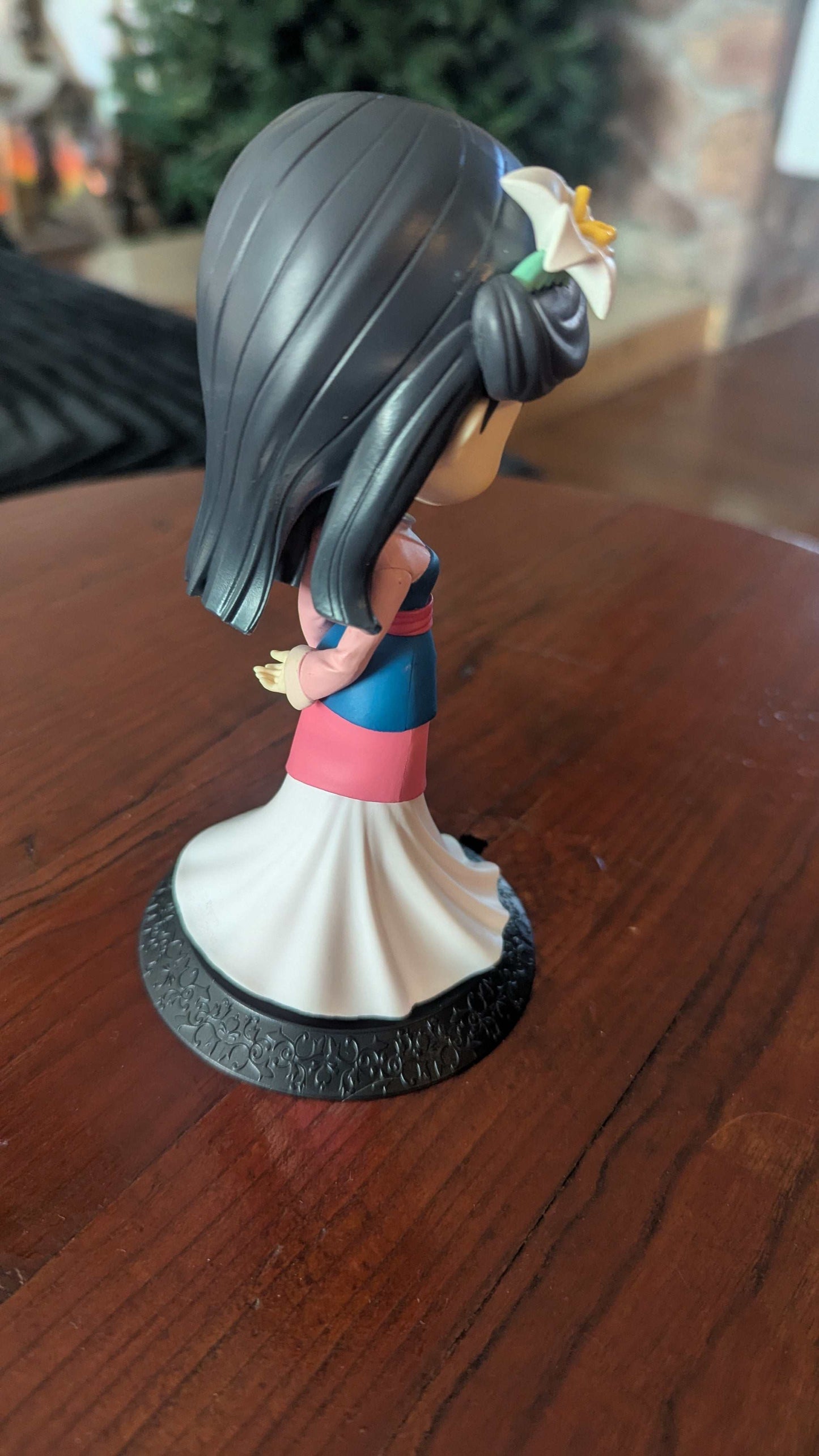 Mulan Q Posket | Crystal Arborist