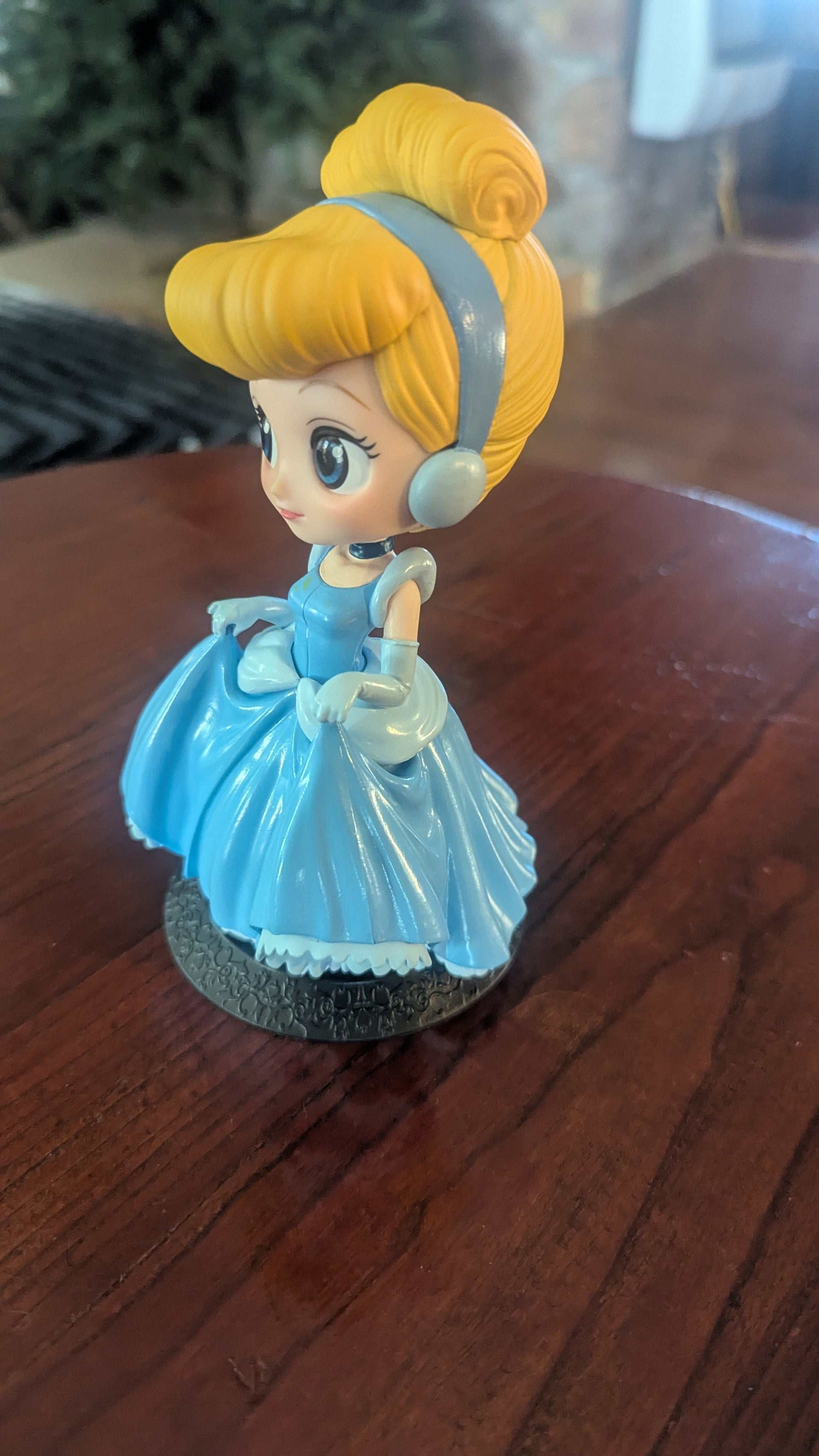 Cinderella QPosket | Crystal Arborist