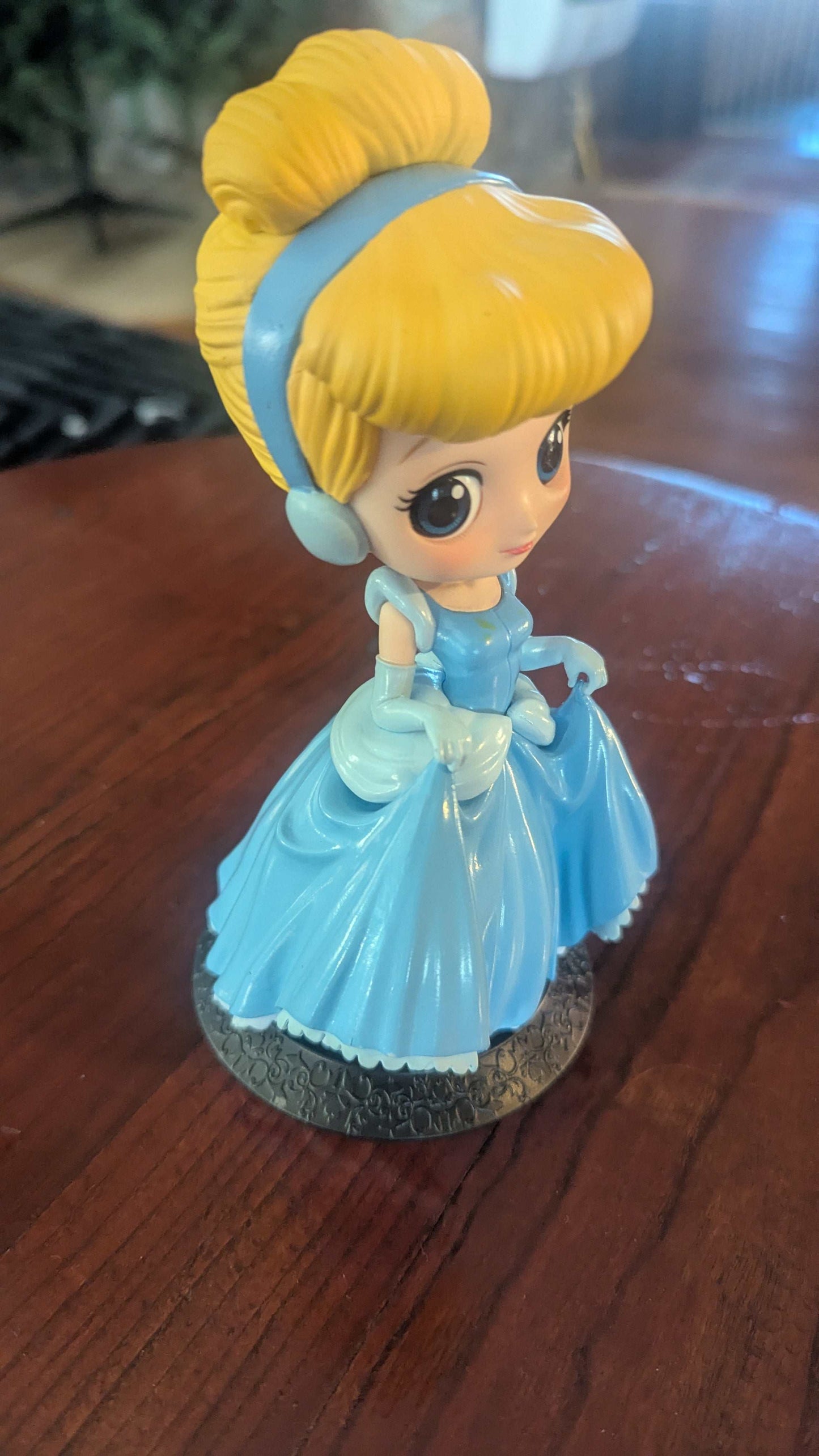 Cinderella QPosket | Crystal Arborist