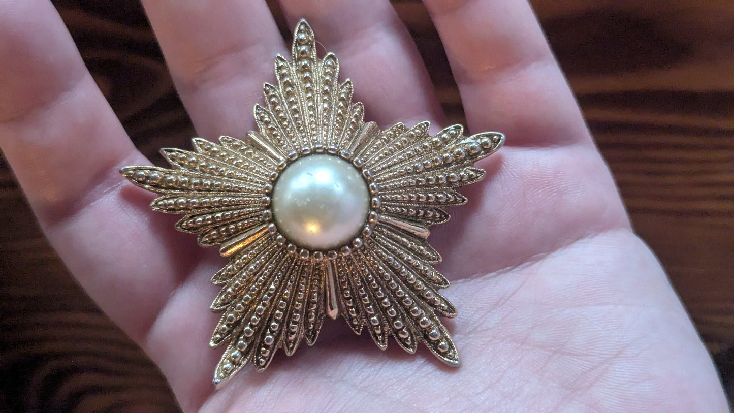 Star-Shaped Vintage Pin | Crystal Arborist