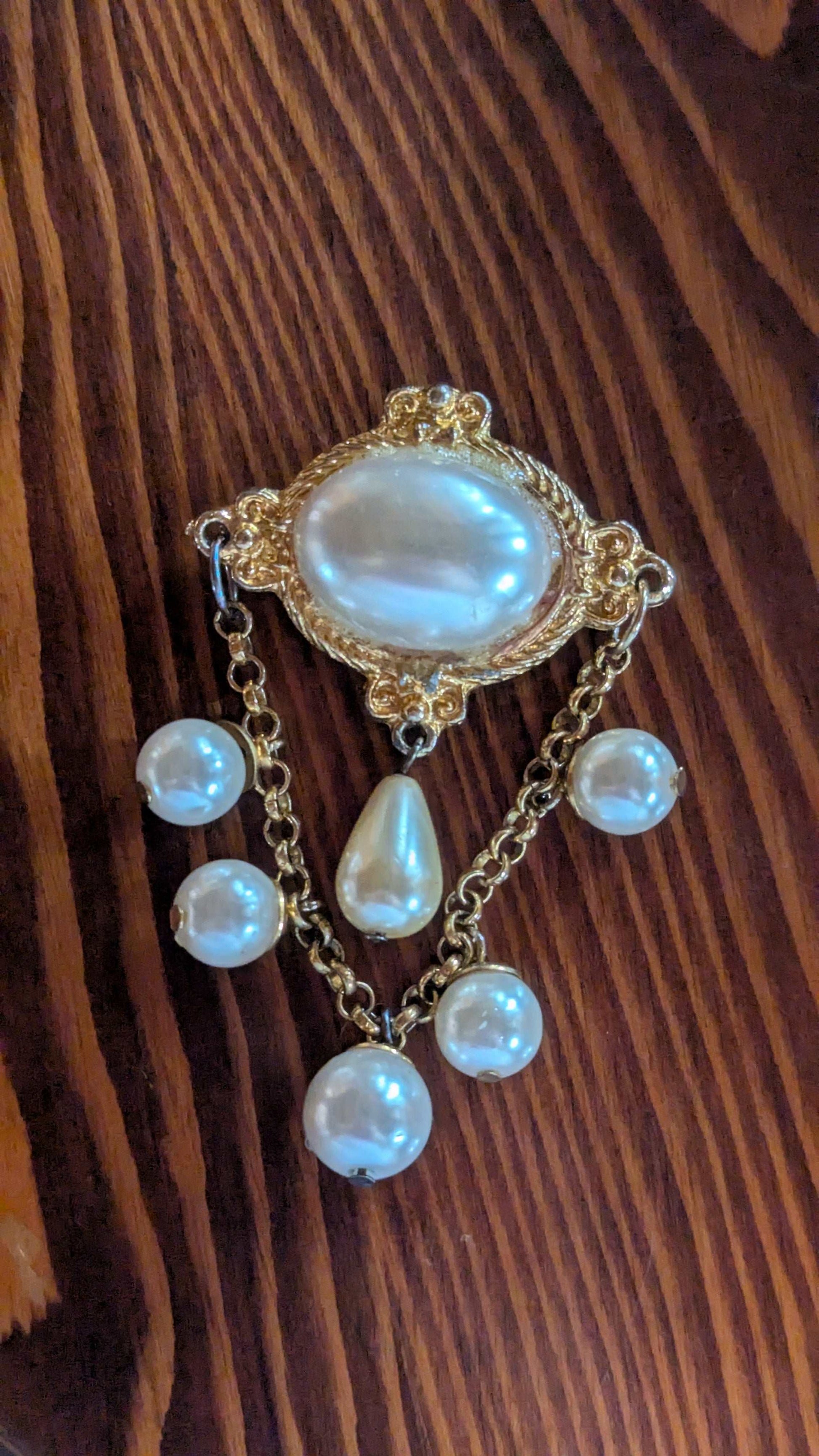 Imitation Pearl Vintage Pin | Crystal Arborist