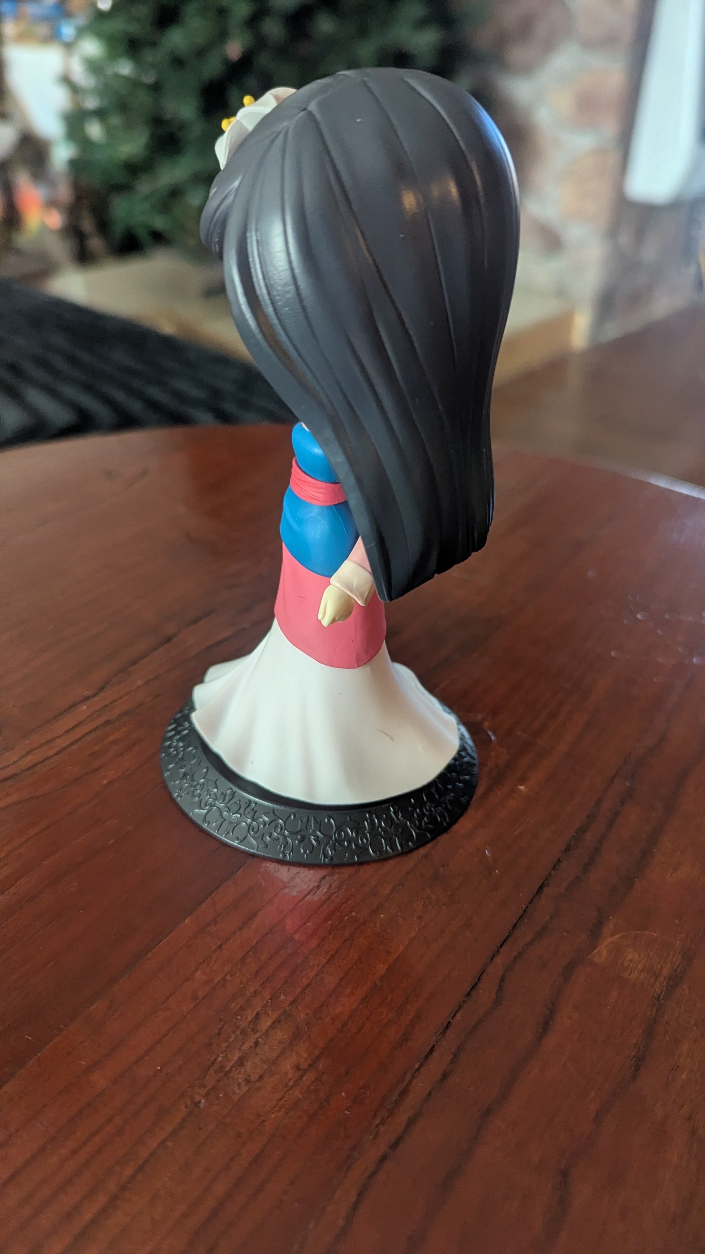 Mulan Q Posket - Crystal Arborist