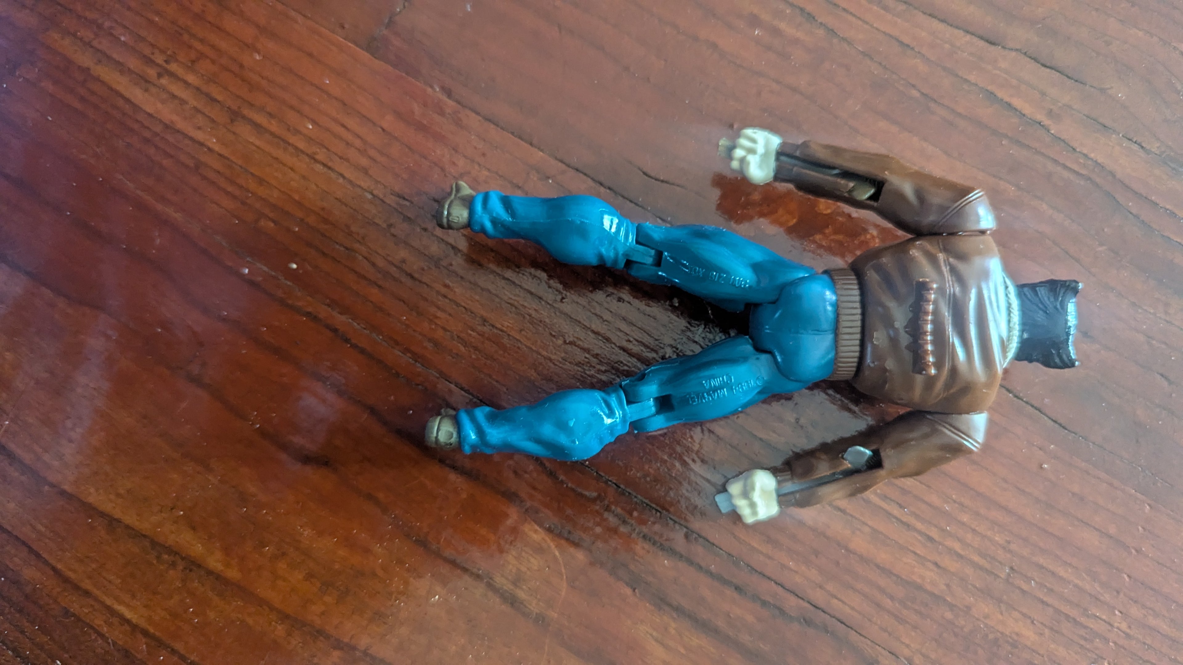 1994 Marvel Wolverine in Civilian Attire, Toy Biz, Action Figure, Marvel, X-Men - Crystal Arborist